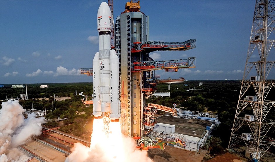 भारतले चन्द्रयान -३ को  सफल प्रक्षेपण गर्यो