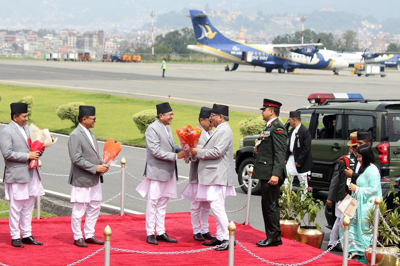 अमेरिका र चीनको भ्रमण पूरा गरेर प्रधानमन्त्री प्रचण्ड स्वदेश फिर्ता