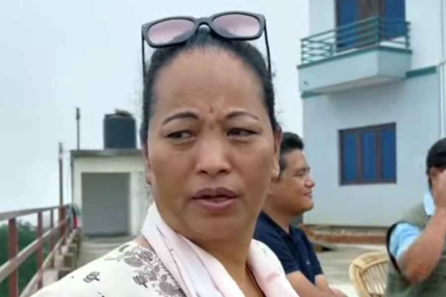 अमला रोकालाई धरौटीमा छाड्न अदालतको आदेश, छुटेलगत्तै पुनः पक्राउ