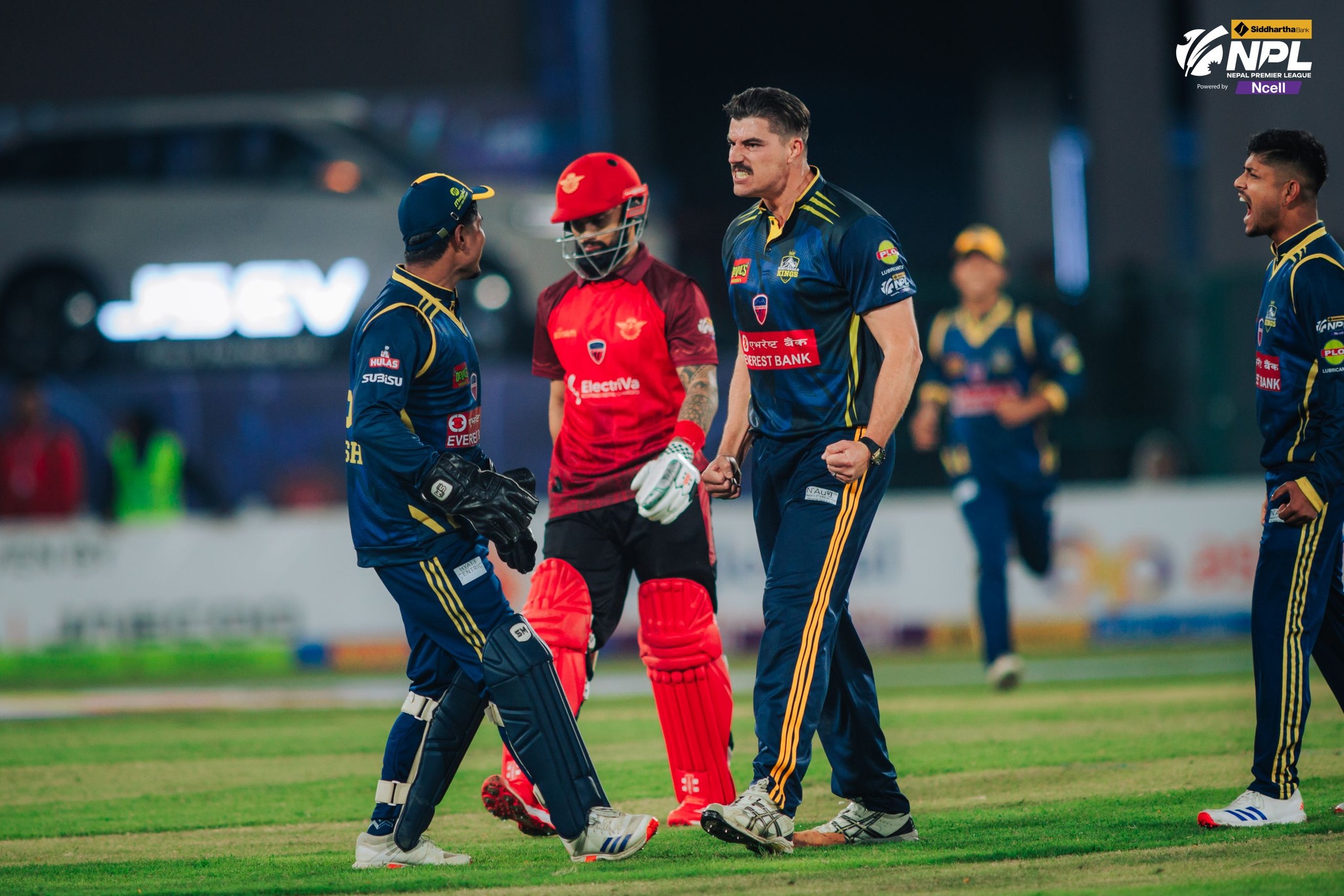 कर्णाली याक्सले दियो  विराटनगर किंग्सलाई १६१ रनको लक्ष्य