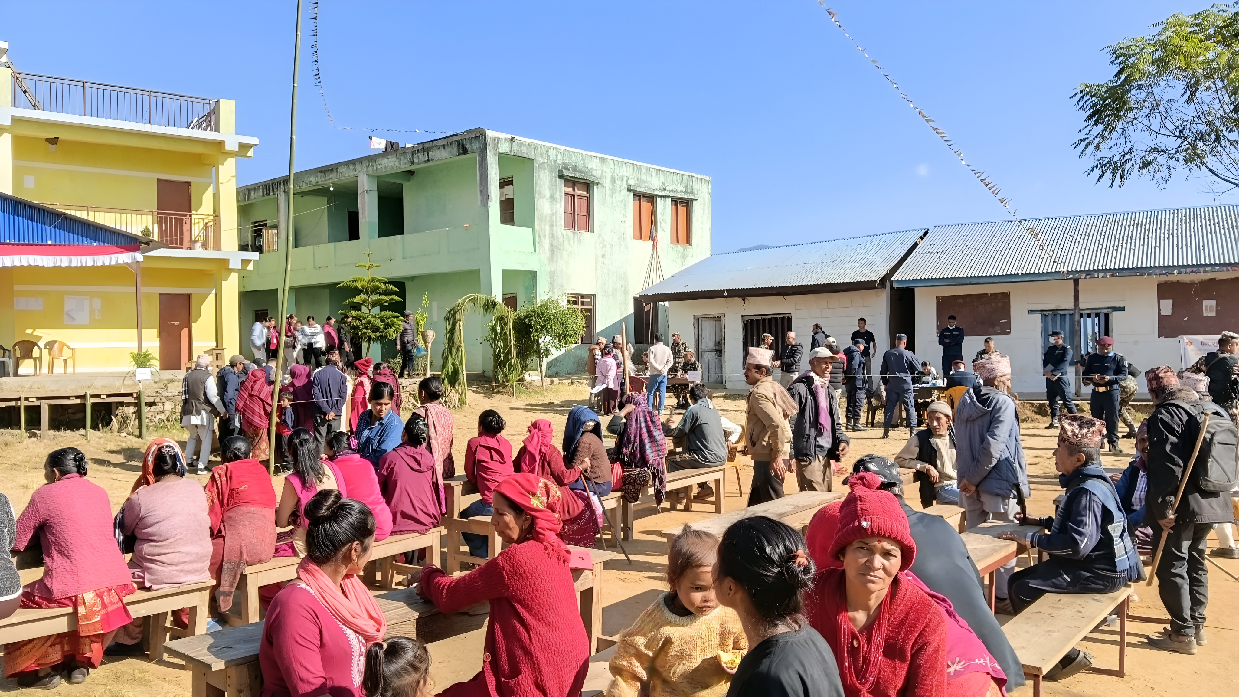 सेनाको नि:शुल्क स्वास्थ्य शिविरमार्फत ४४३ जनाले पाए सेवा