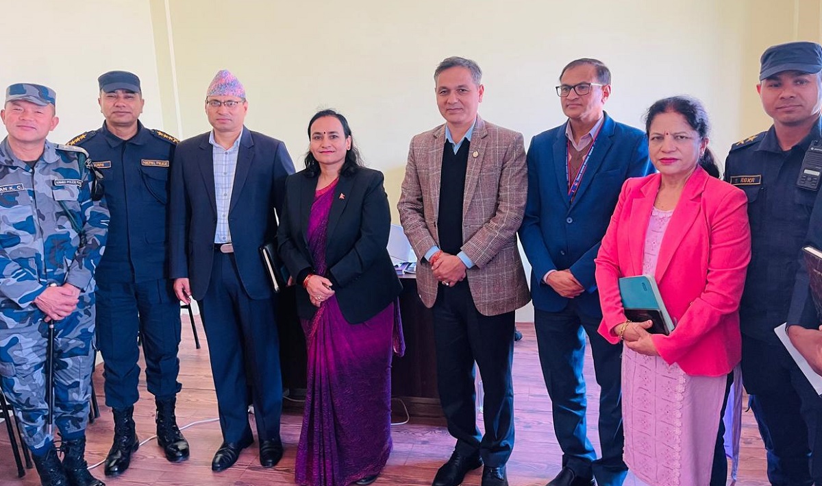 आगामी निर्वाचन शान्तिपूर्ण र भयरहित वातावरणमा सम्पन्न हुने गृहमन्त्री अर्यालको पतिबद्धता