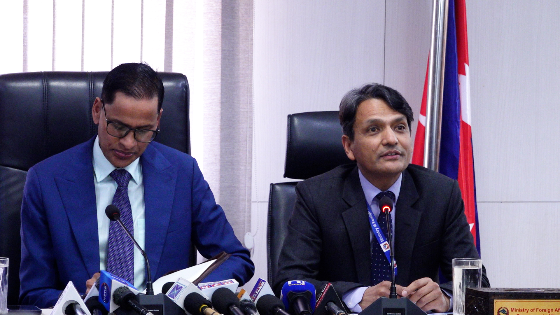 मध्यपूर्वका नेपालीहरुको सुरक्षा सरकारको उच्च प्राथमिकतामा छ : परराष्ट्र मन्त्रालय