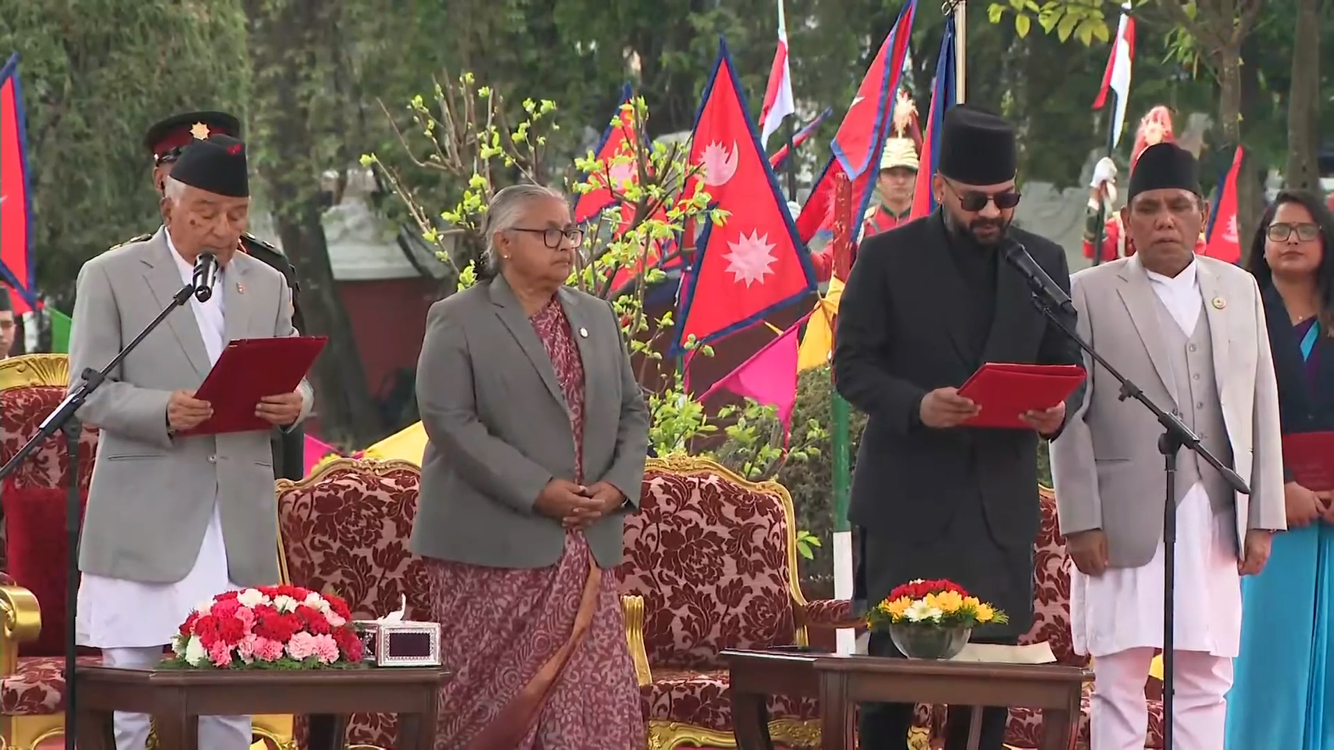 नवनियुक्त प्रधानमन्त्री शाहले लिए शपथ