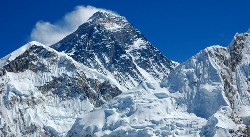 आज विभिन्न कार्यक्रम गरी विश्वभर सगरमाथा दिवस मनाइँदै