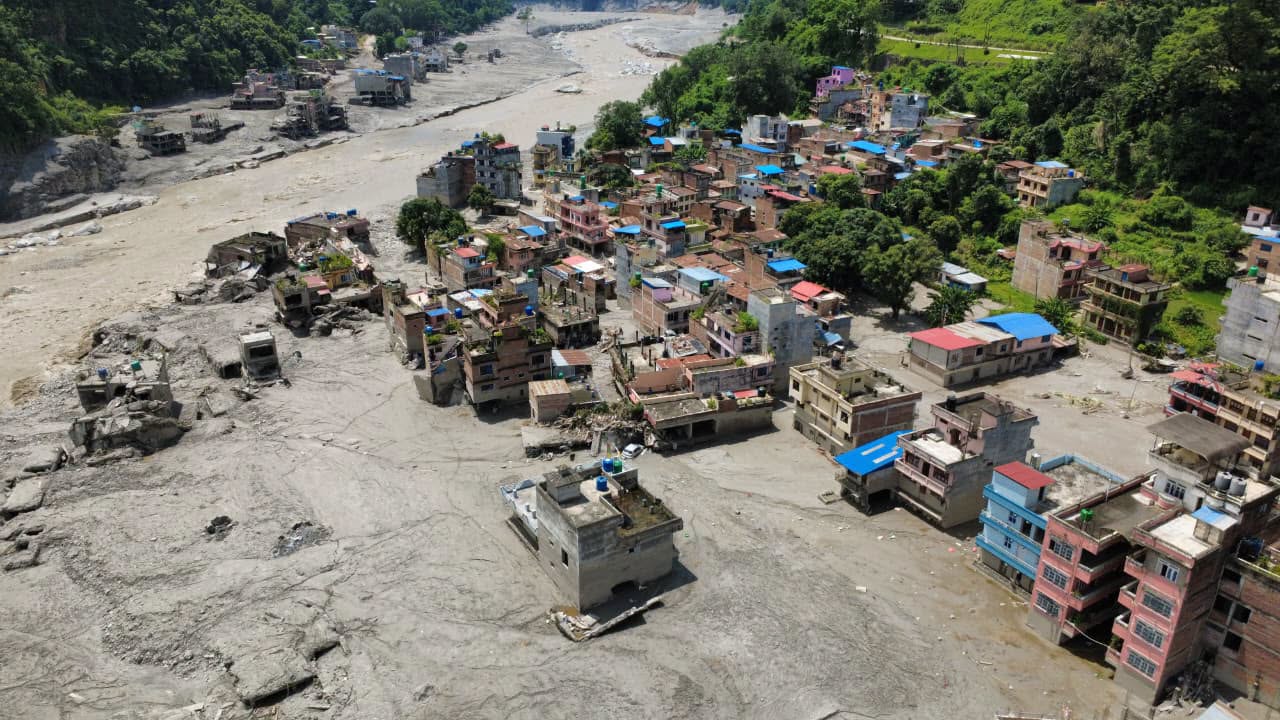 भोटेकोशी बाढी : ५५३ जनाको शव फेला, एक हजार ४७३ को उद्धार