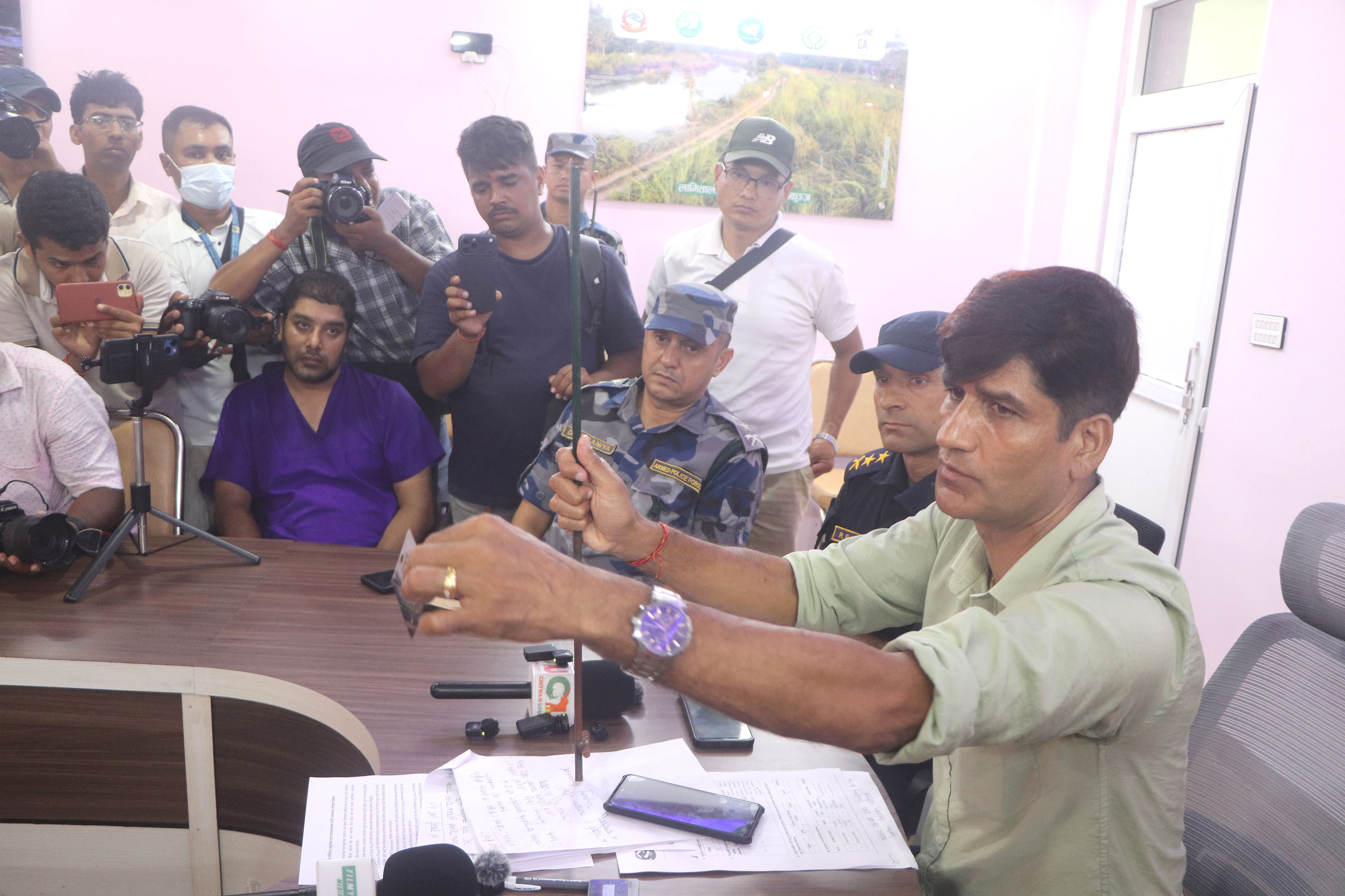 ‘शव व्यवस्थापन अस्थायी भण्डारण मात्रै हो, अन्तिम संस्कार होइन’: प्रमुख जिल्ला अधिकारी गणेश अर्याल