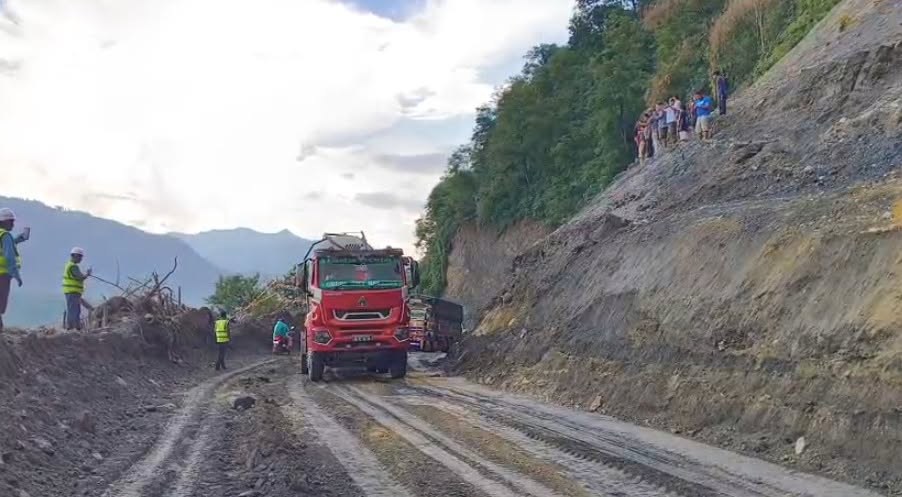 कृष्णभीरमा एकतर्फी यातायात सञ्चालनमा