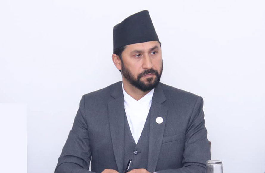 महिनावारीको बेला महिला ट्राफिक प्रहरीलाई चार दिन छुट्टी दिने गृहमन्त्रीको घोषणा