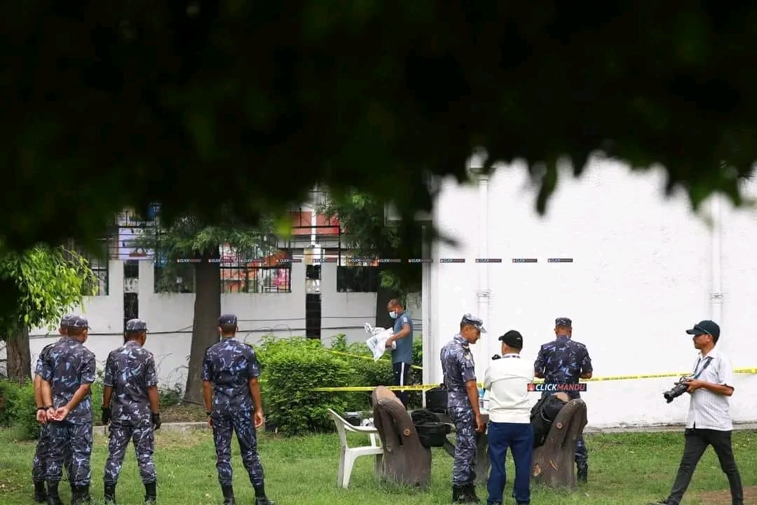 संसद् भवनभित्र आफ्नै निधारमा गोली हानी प्रहरी जवानको घटनास्थलमै मृत्यु