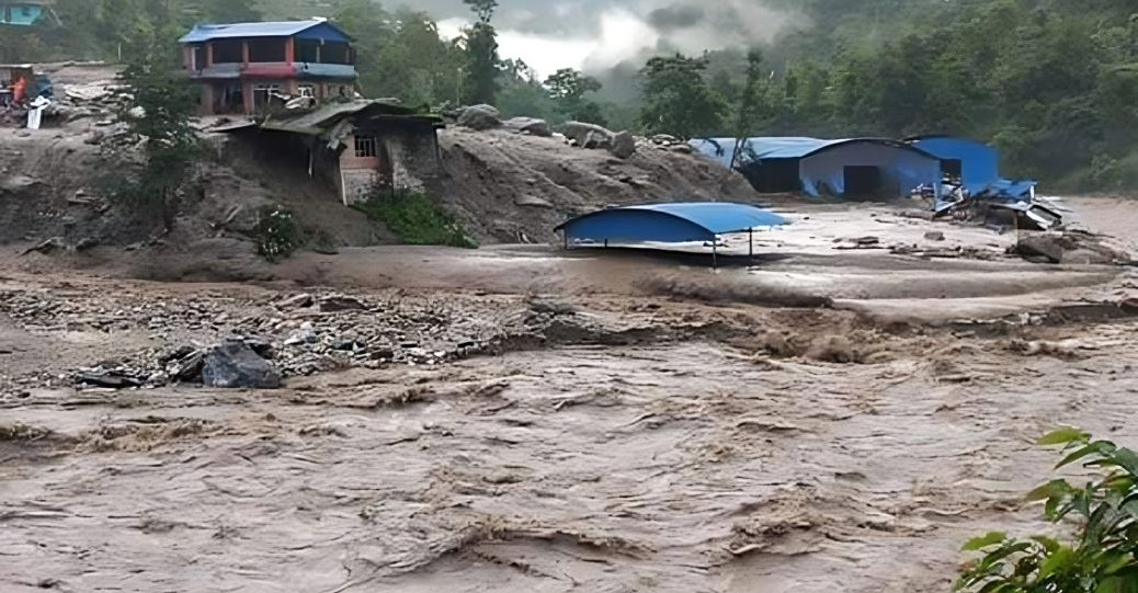बाढी, पहिरो लगायतका विपद्‍मा परी हालसम्म १३० जनाको मृत्यु, १ सय ४४ जना घाइते, ३ हजार ९ सय ९८ घर परिवार विस्थापित