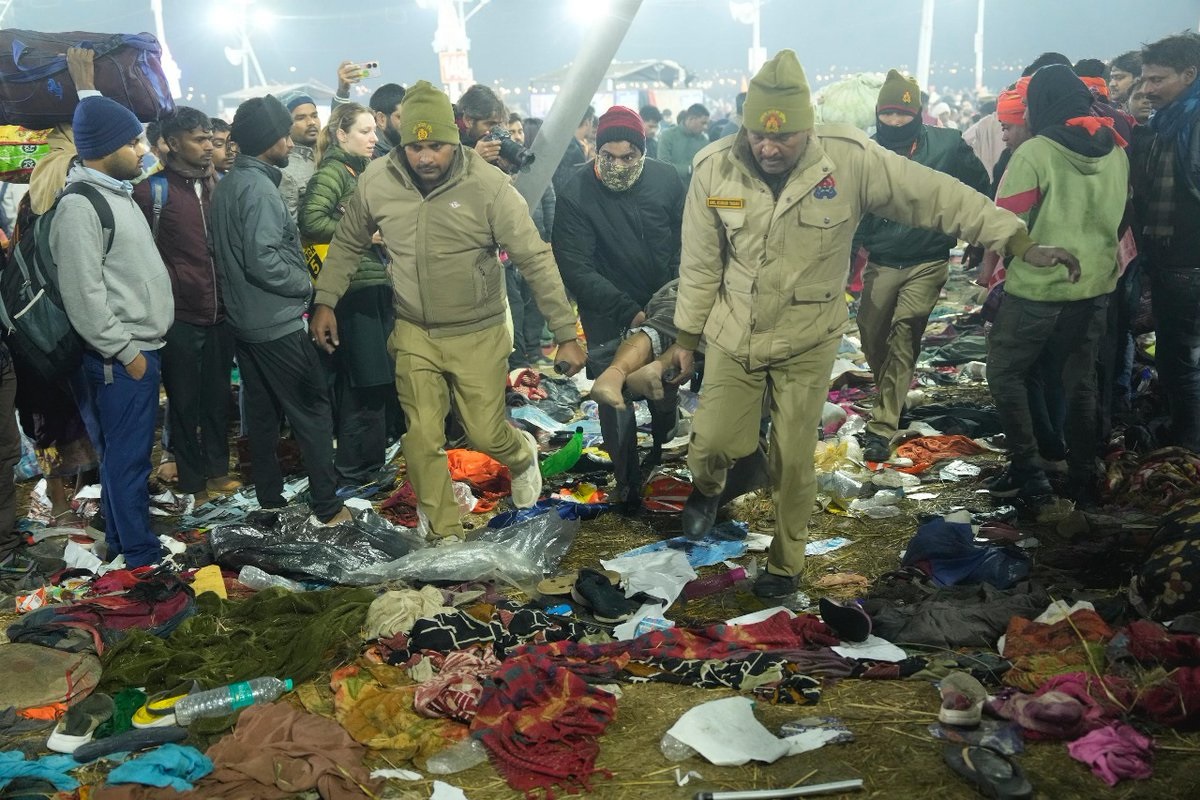 भारतको कुम्भ मेलामा भागदौड मच्चिँदा कम्तीमा १५ जनाको मृत्यु