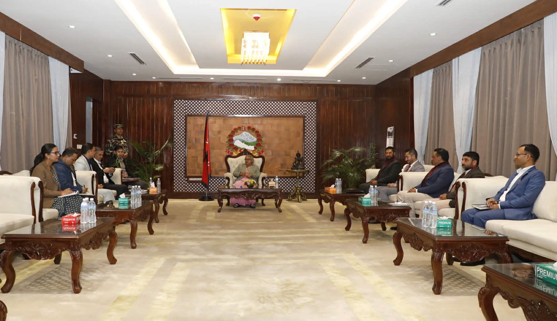 प्रधानमन्त्री सुशीला कार्की र रास्वपा सभापति रवि लामिछानेबीच भेटवार्ता