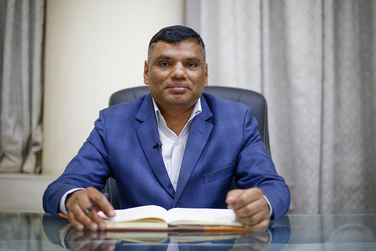 पूर्वगृहसचिव लगायत तीनजनाको स्थान हद फुकुवा