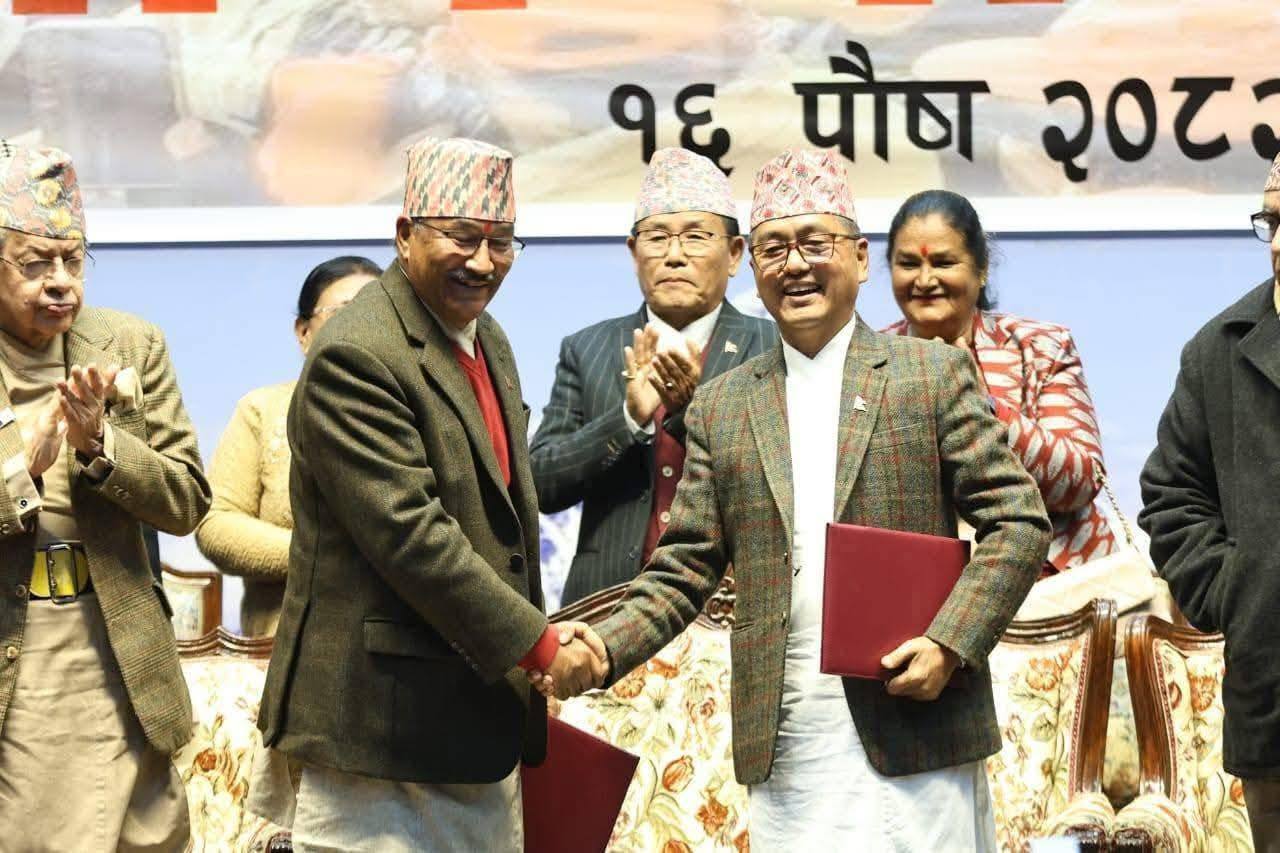 चार वर्षपछि राप्रपा र राप्रपा नेपालबीच ६ बुँदे सहमतिसहित एकता