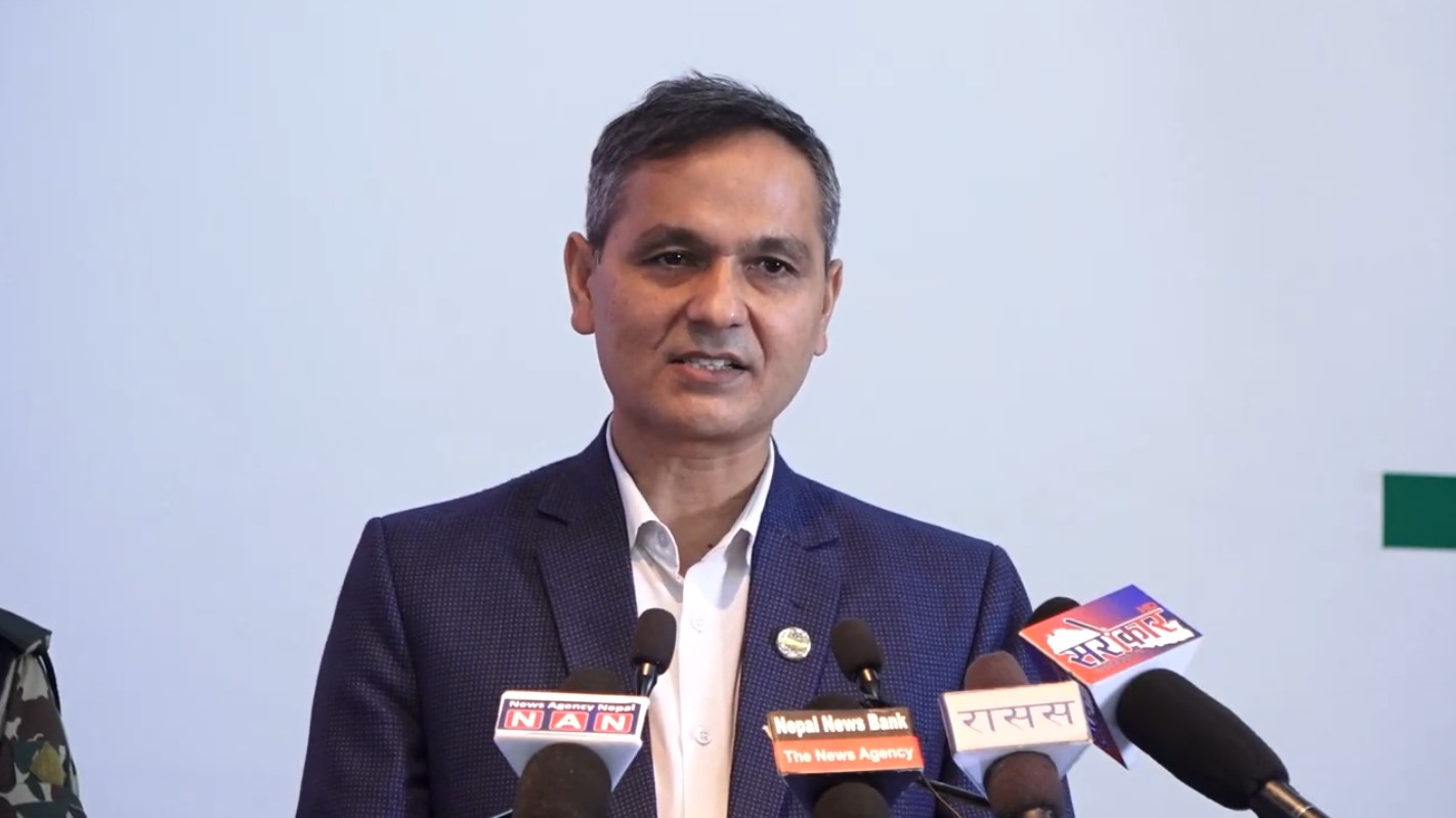 वर्तमान सरकारमा बस्नेलाई कुनै दलप्रति ढल्कने छुट छैनः गृहमन्त्री