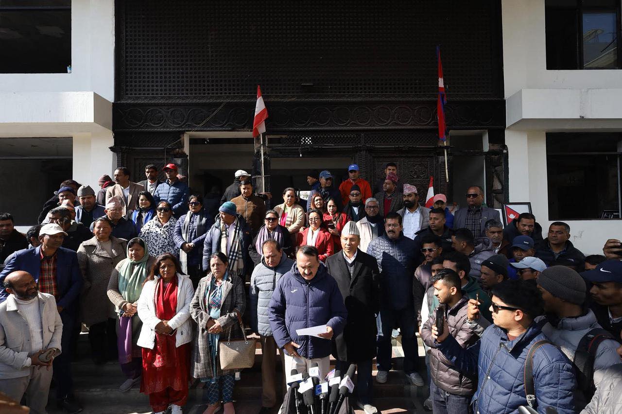 निर्वाचन आयोगको निर्णयविरुद्ध देउवा समूह आज सर्वोच्च अदालत जाने