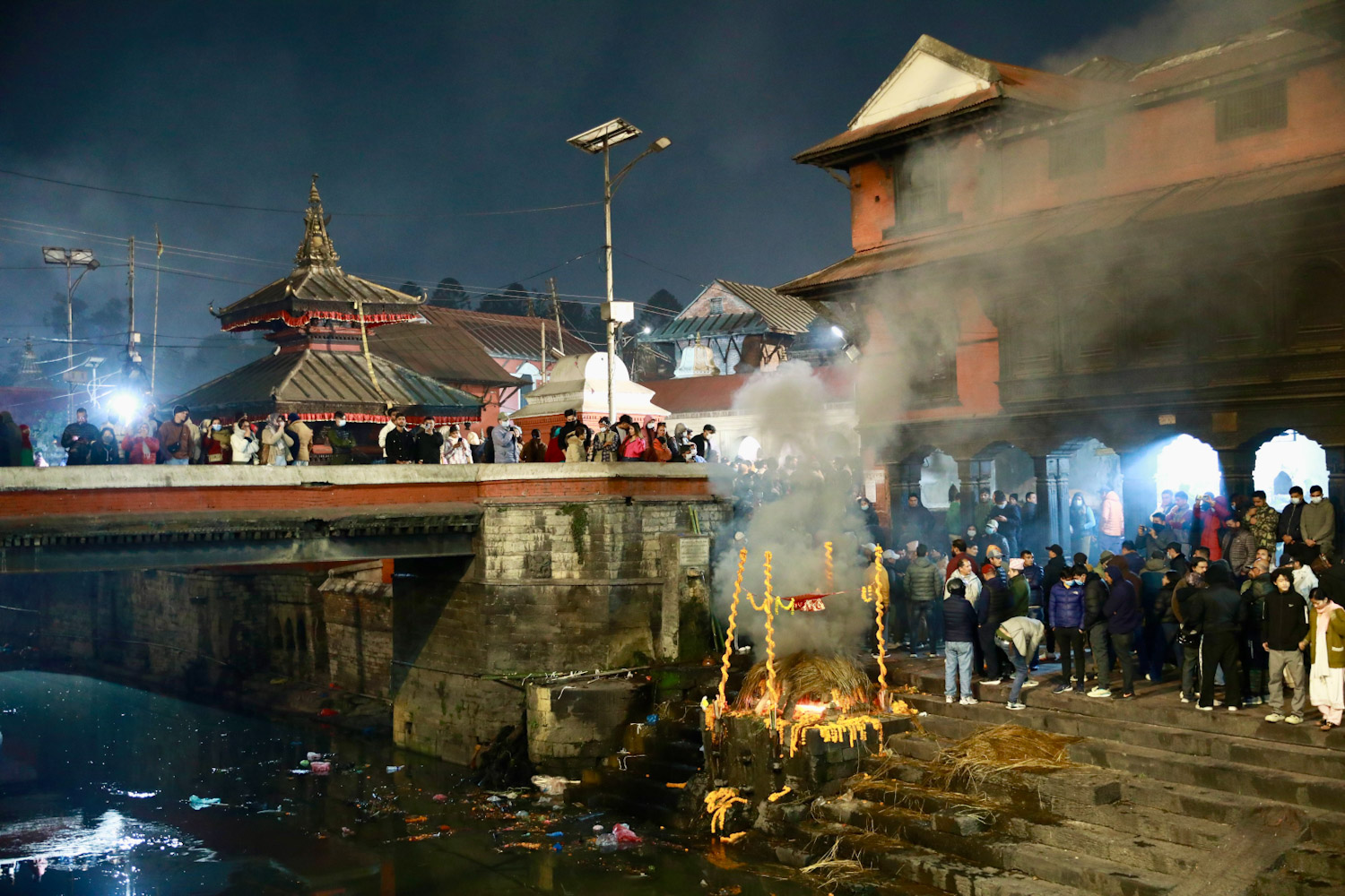 पत्रकार सिटौलाको पशुपति आर्यघाटमा दाहसंस्कार