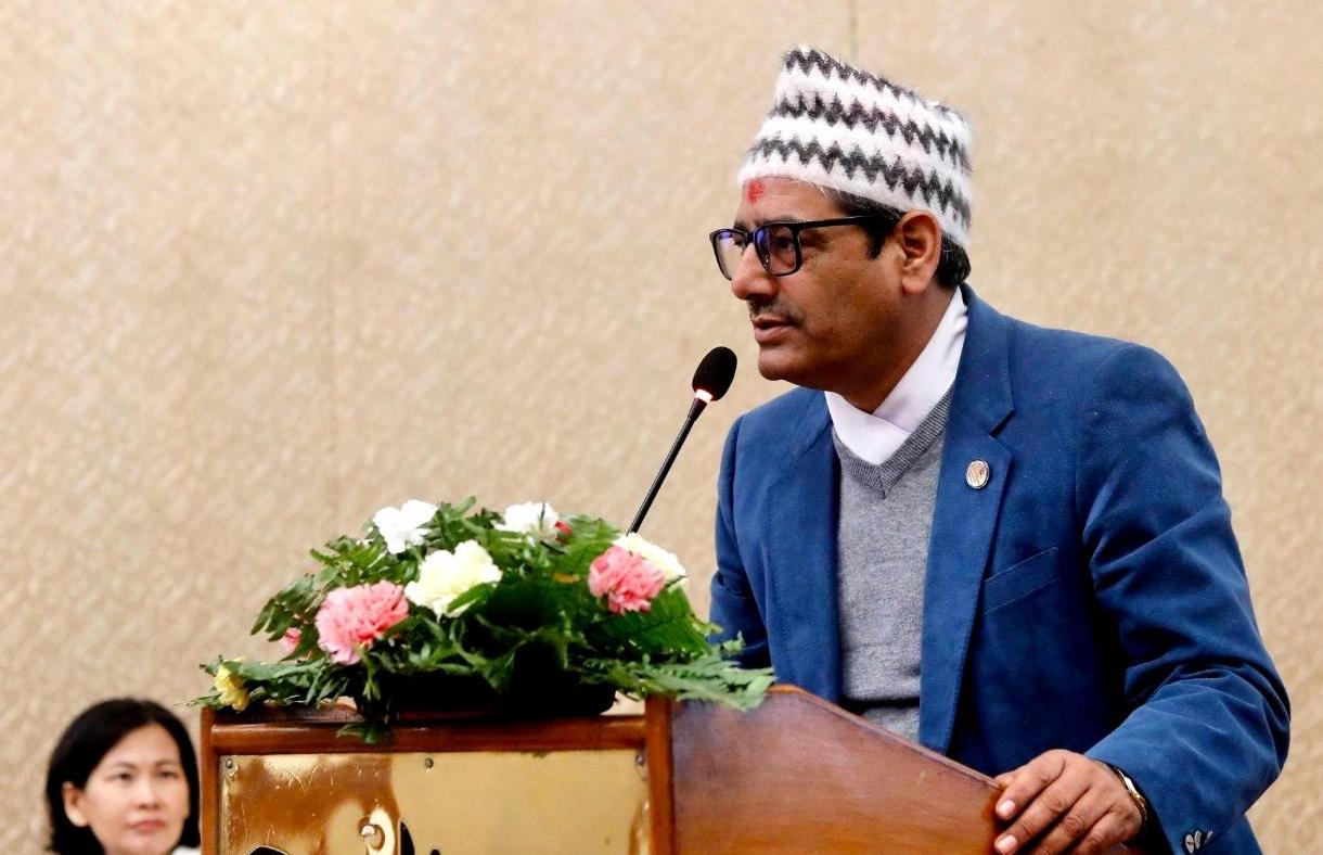 वातावरण संरक्षणसँगै पूर्वाधार विकास आवश्यक छ : वनमन्त्री चौलागाईं