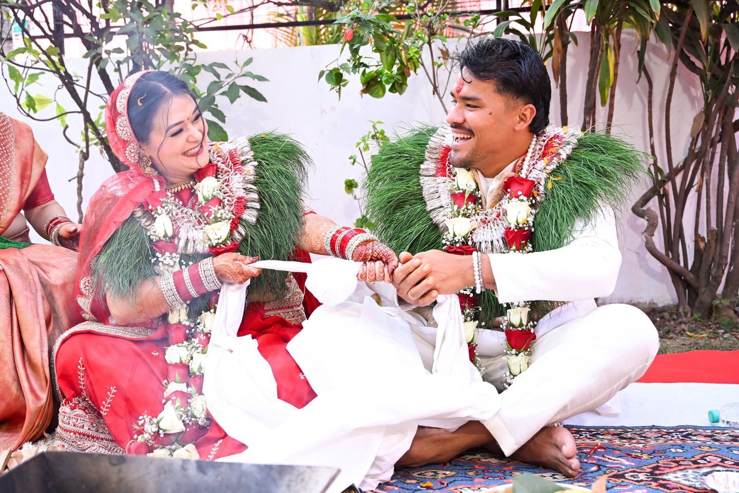 क्रिकेटर करण केसी र वर्षा बस्नेत वैवाहिक बन्धनमा