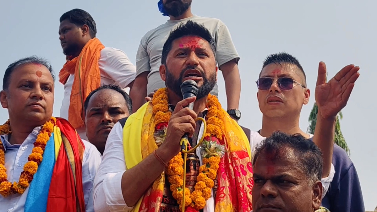 देश–मधेस विभाजित गर्ने राजनीतिको अन्त्य गर्छौं : सभापति लामिछाने