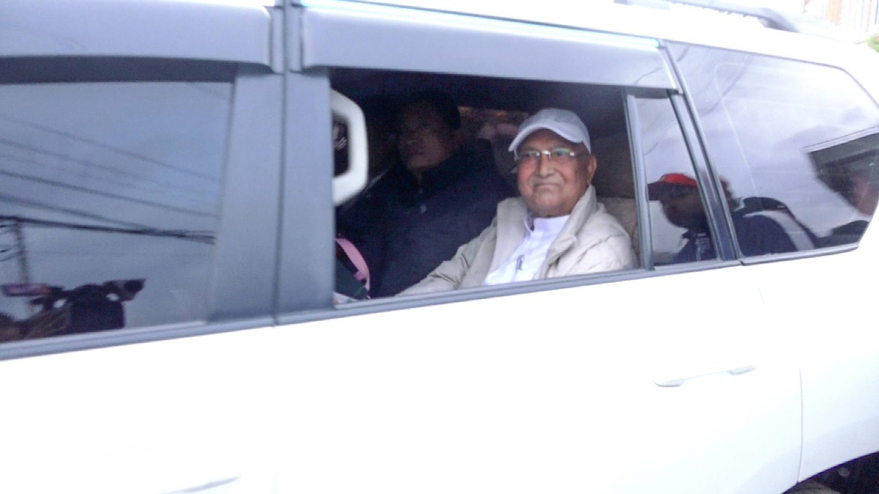 पूर्वप्रधानमन्त्री केपी शर्मा ओली पक्राउ