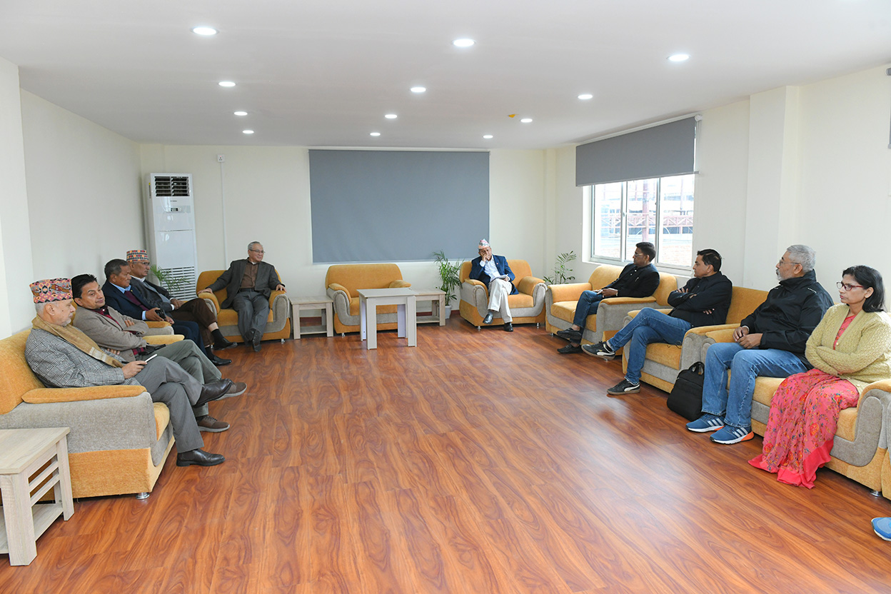 एमाले सचिवालय बैठक बस्दै