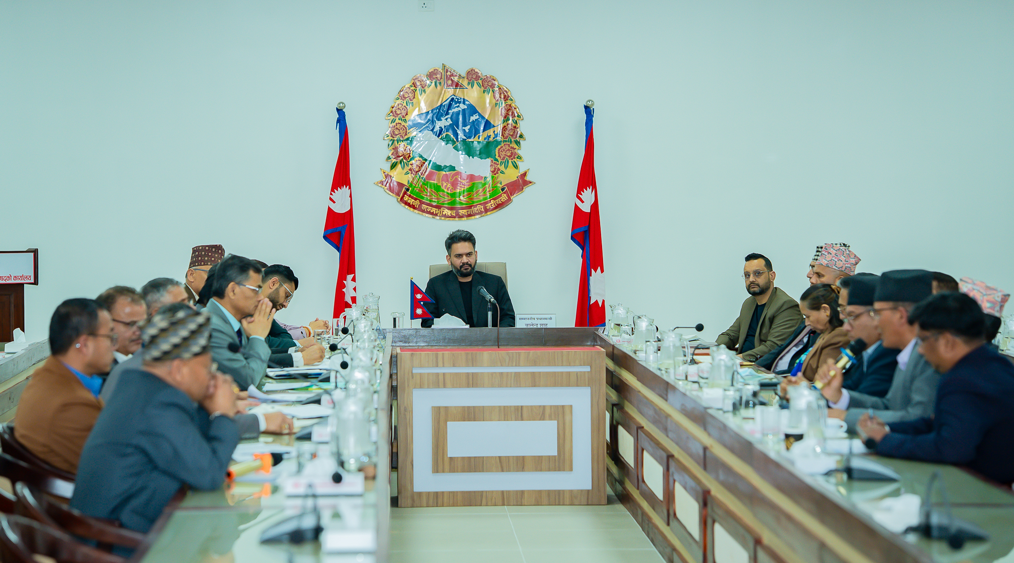 विश्वविद्यालयमा रहेका दलीय विद्यार्थी र कर्मचारी संगठन हटाउने निर्णय कार्यान्वयन गर्नू