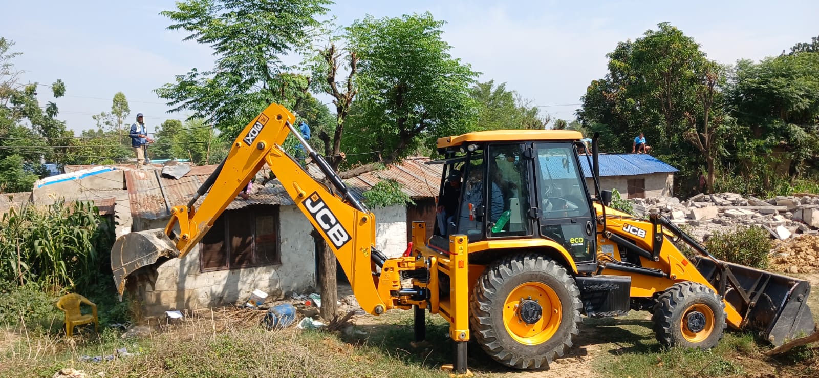 कोहलपुरमा अतिक्रमण गरिएका सात सय घरटहरा हटाइए