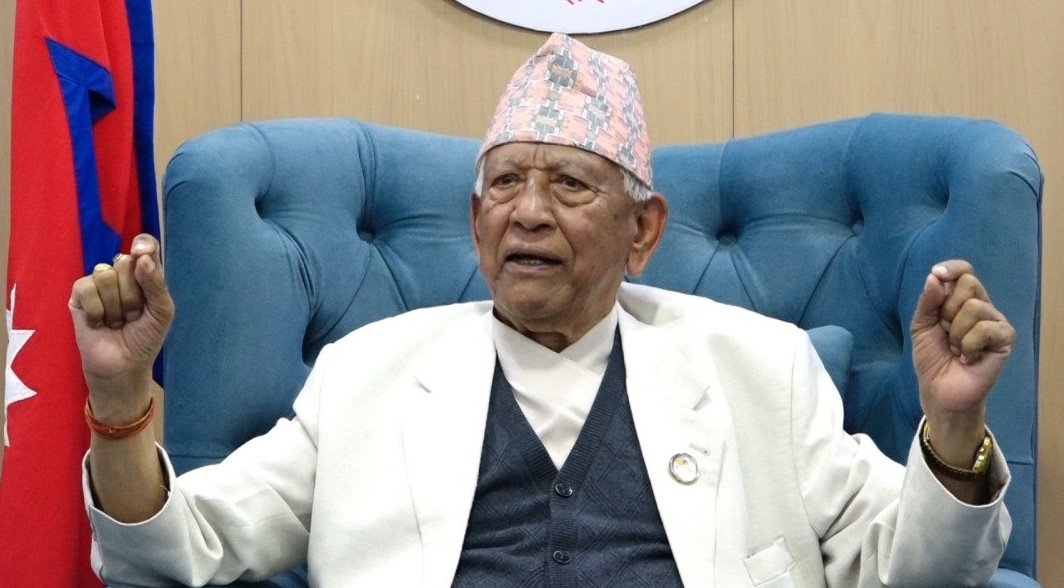 पूर्वप्रधान न्यायाधीशको नेतृत्वमा संविधान सुधार आयोग गठन गर्नुपर्नेमा अर्जुननरसिंह केसीको जोड