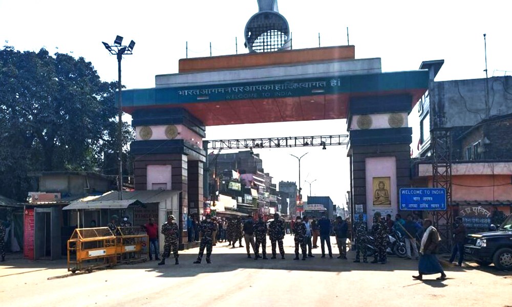 भारतको कुशीनगरबाट ५०० नेपालीको उद्धार