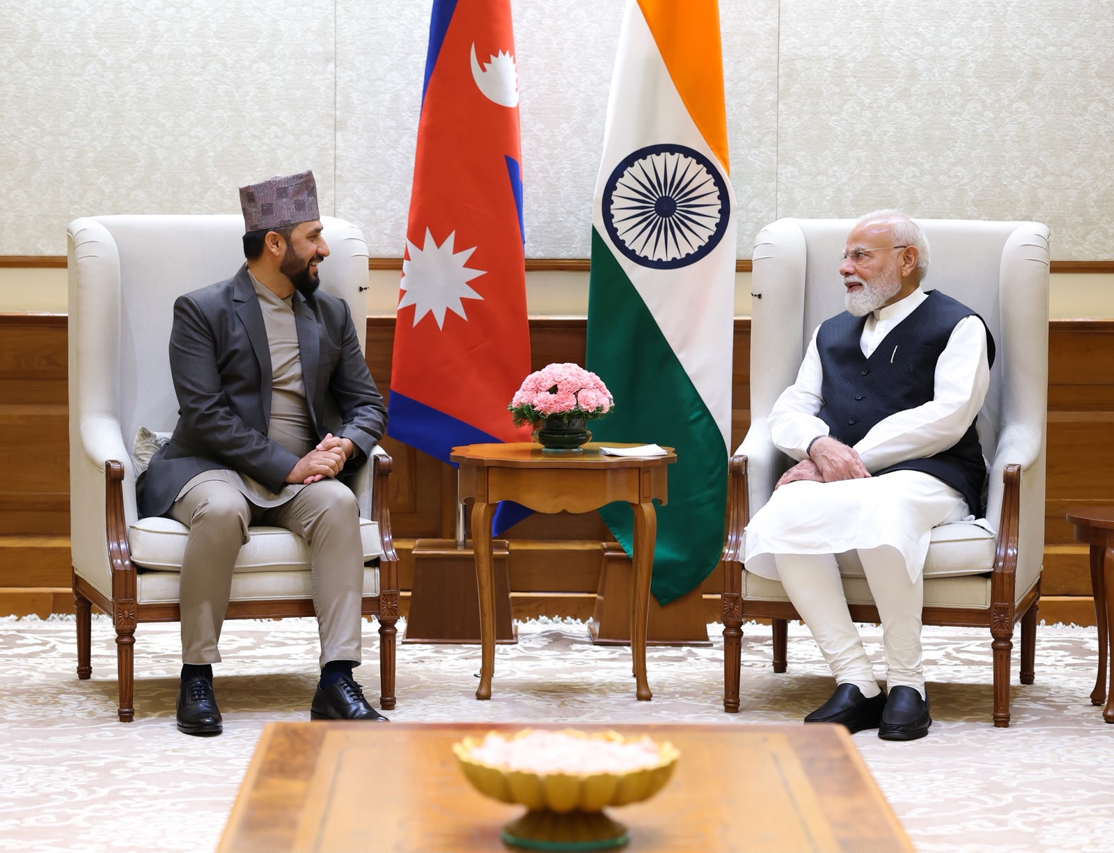 भारतीय प्रधानमन्त्री मोदी र रास्वपा सभापति लामिछानेबीच द्विपक्षीय भेटवार्ता