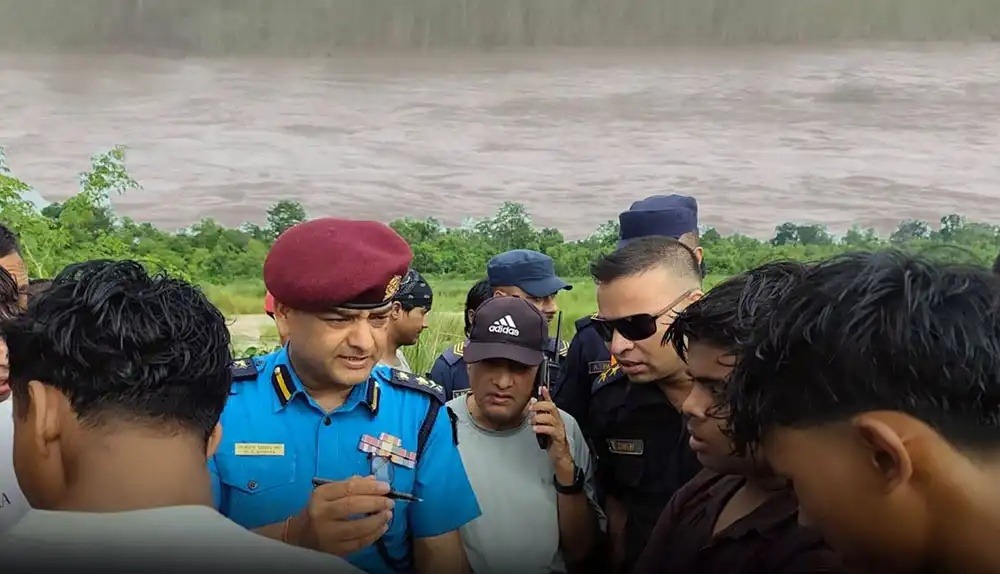 वाणगंगा नदीमा फसेका ७ जनाको सकुशल उद्धार