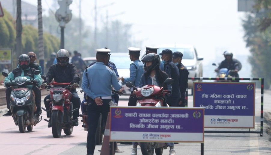 सवारी कारबाहीबाट सुर्खेतमा एक करोड ३३ लाख राजस्व सङ्कलन