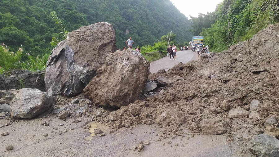 देशका विभिन्न राजमार्ग अवरुद्ध