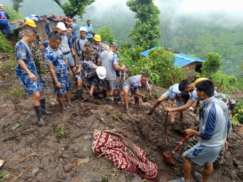 जाजरकोट पहिरो : सेनाद्वारा ३०० जनाको उद्धार