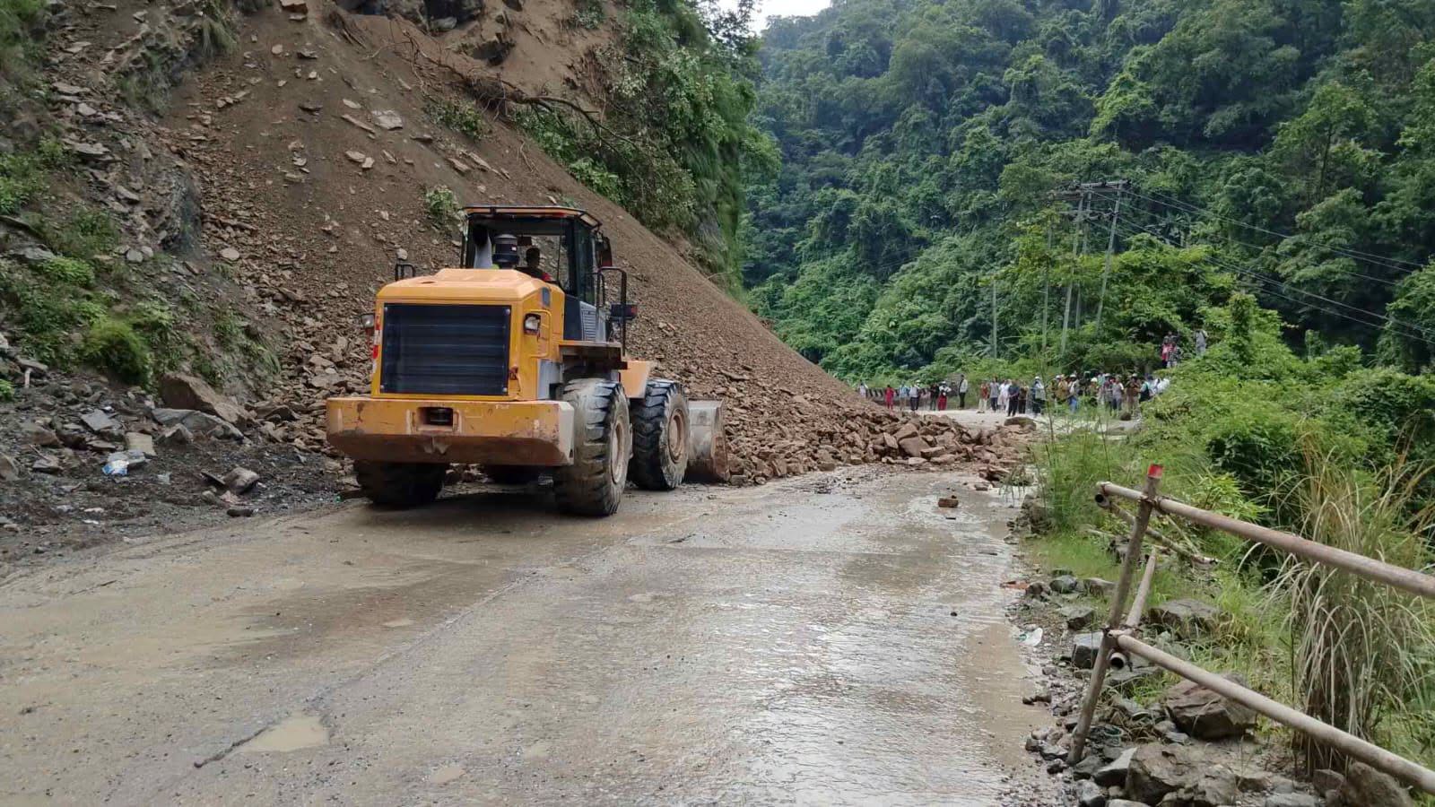 अवरूद्ध बुटवल पाल्पा सडकखण्‍ड सञ्चालनमा