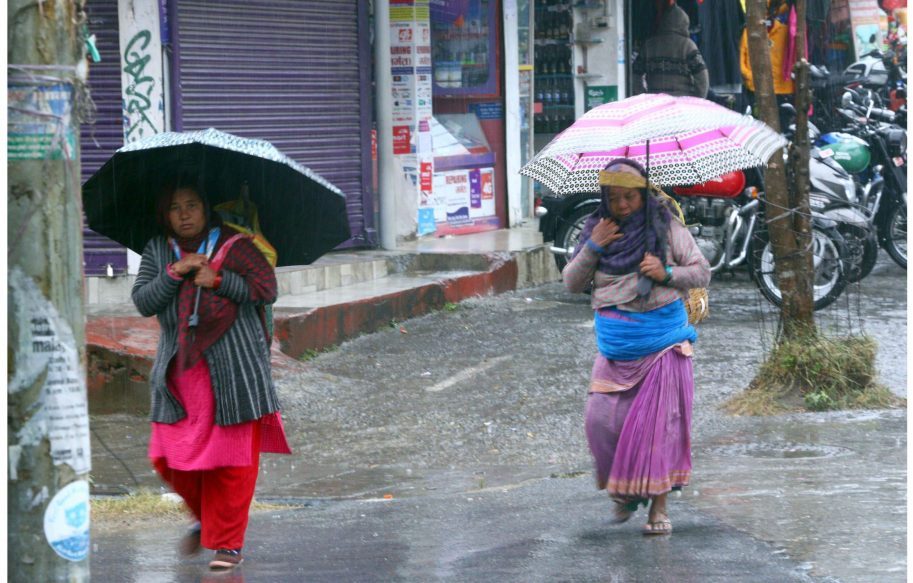 आज यी चार प्रदेशमा भारी वर्षाकाे सम्भावना