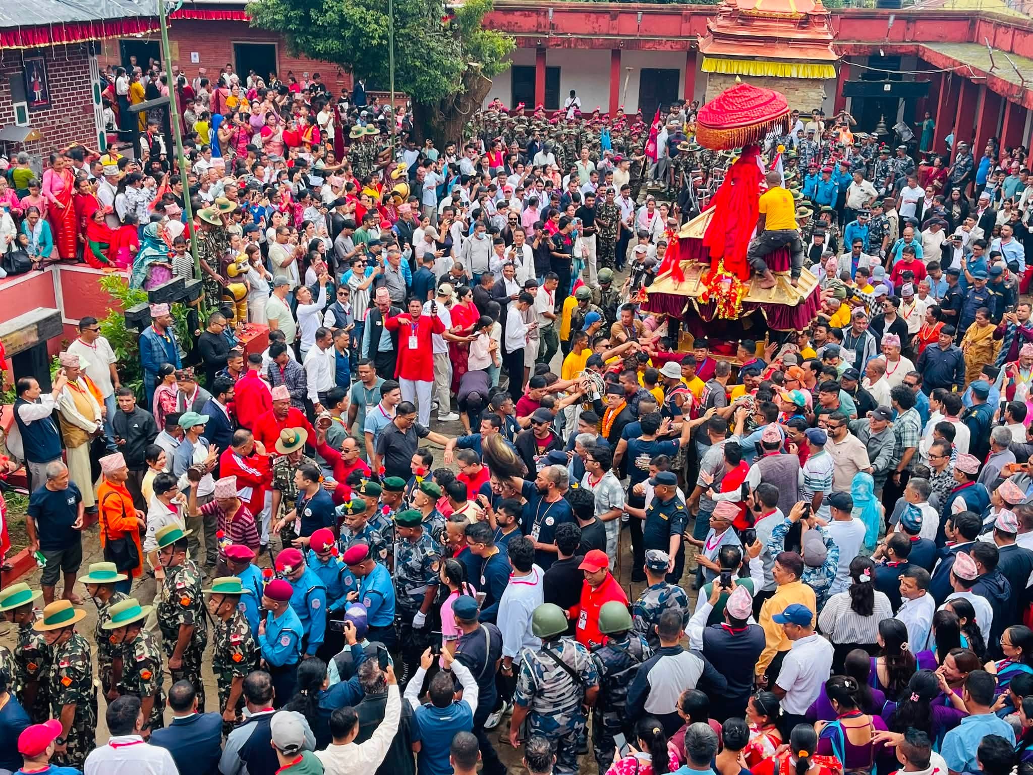 पाल्पामा निकालियो अंग्रेजलाई युद्धमा हराएको सम्झनामा २०७ औ भगवती रथयात्रा (फोटोसहित)