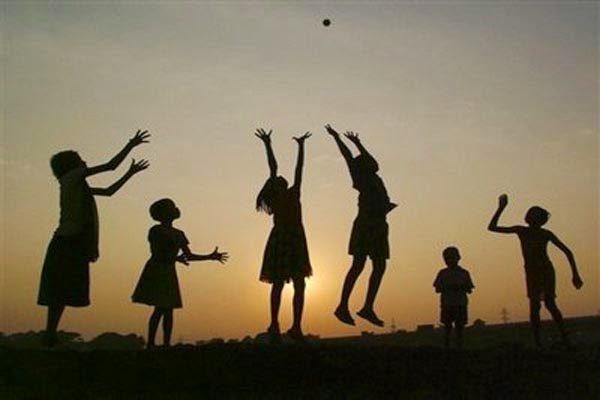 आज राष्ट्रिय बाल अधिकार दिवस मनाइँदै