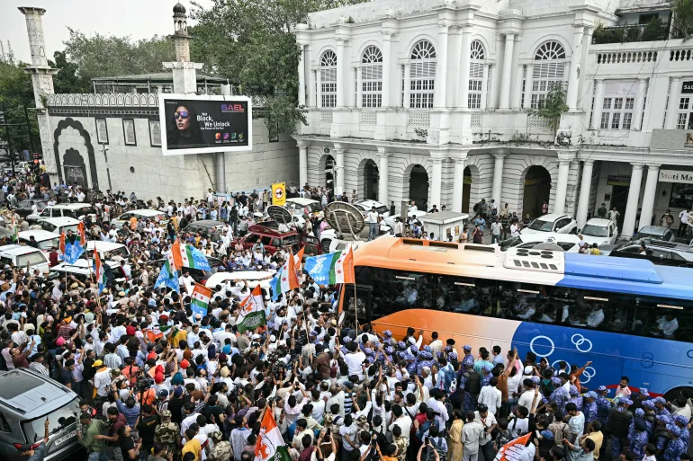 मुख्य निर्वाचन आयुक्तको राजीनामा माग्दै दिल्लीमा प्रदर्शन: ४ हजारभन्दा बढी प्रदर्शनकारी नियन्त्रणमा