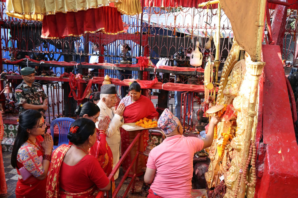 राष्ट्रपति पौडेलले गरे विभिन्न शक्ति पीठको पूजाआराधना एवं दर्शन