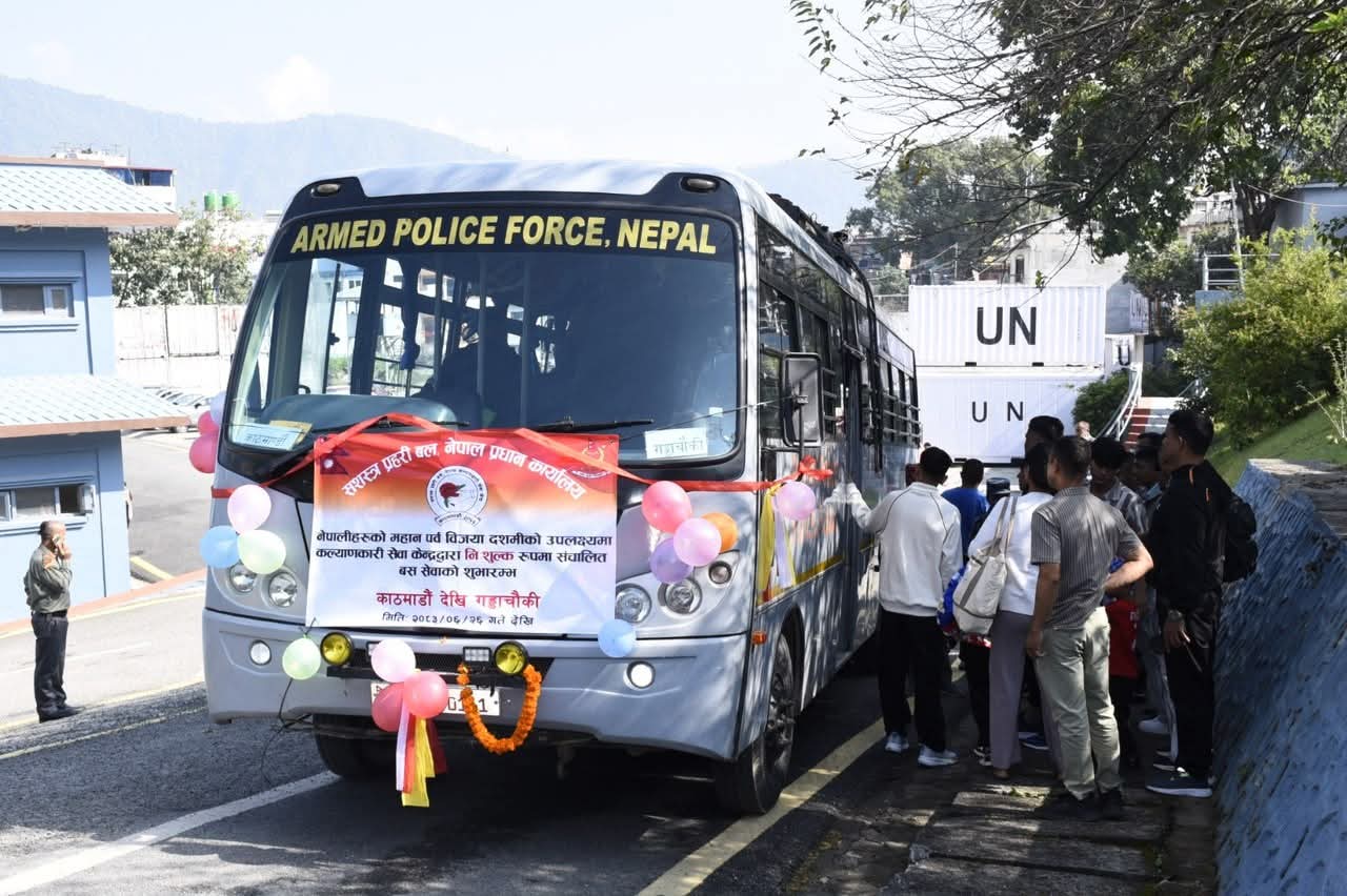 दुई दिनमा सशस्त्रले दियो एक हजार बढीलाई निःशुल्क बस सेवा