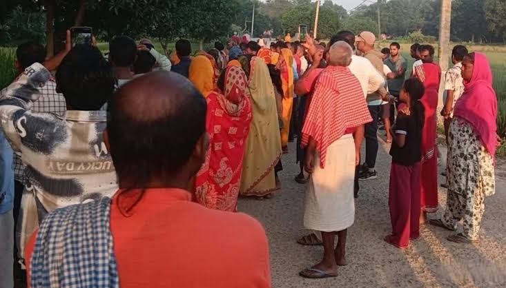 धनुषामा श्रीमान्–श्रीमती मृत फेला, चार वर्षीय छोरालाई पनि चोट